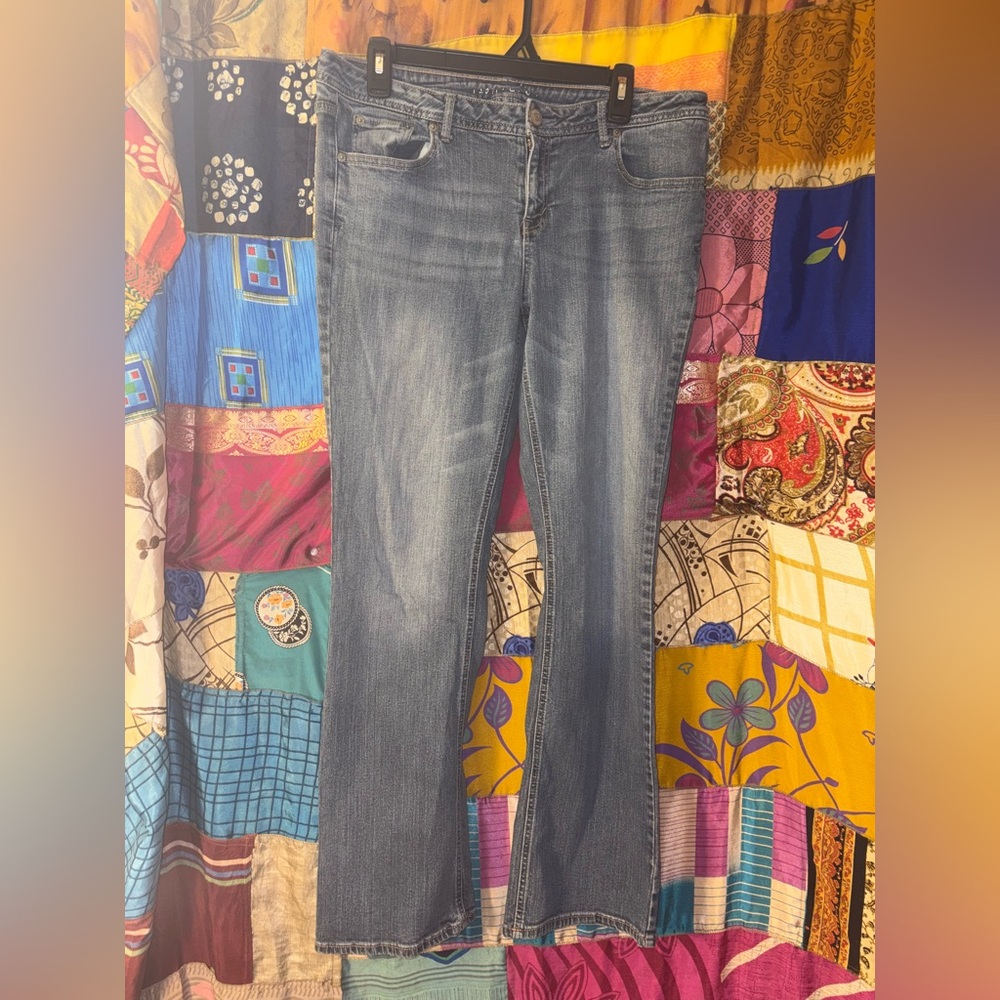 Jeans - Picture 2 of 2